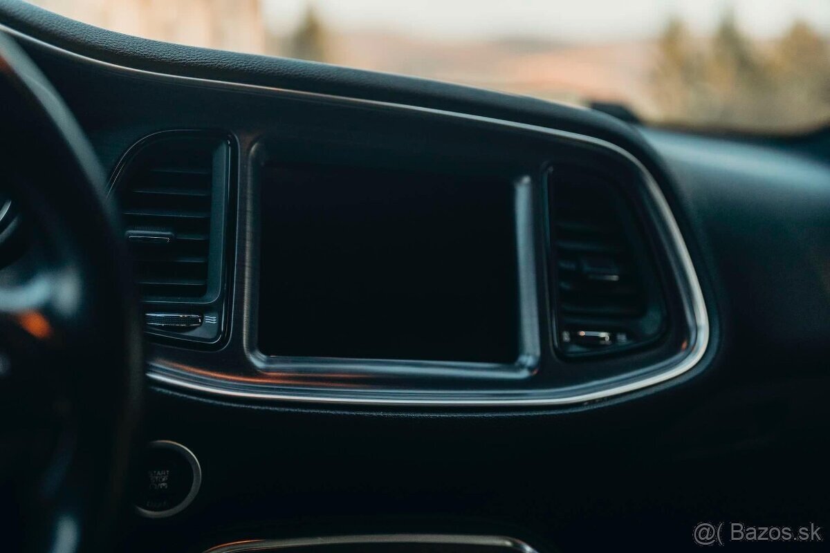 Dodge Challenger 3.6L - 7