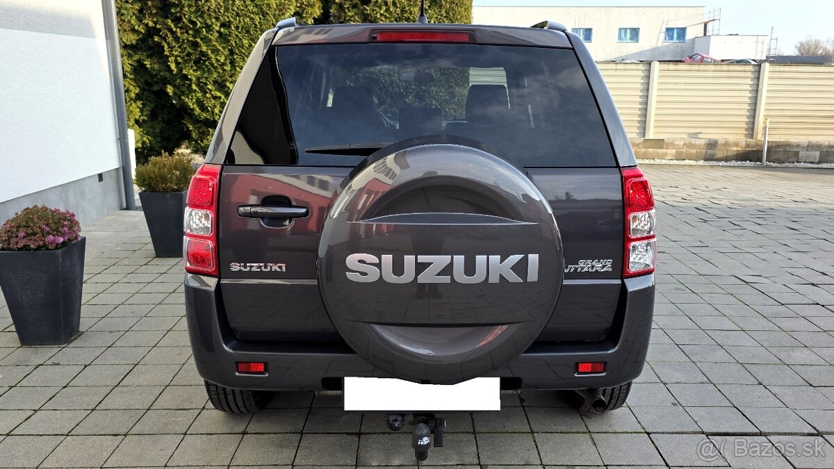SUZUKI GRAND VITARA 2.4 VVT 4x4 MODEL 2013 ŤAŽNÉ XENÓNY TOP - 7