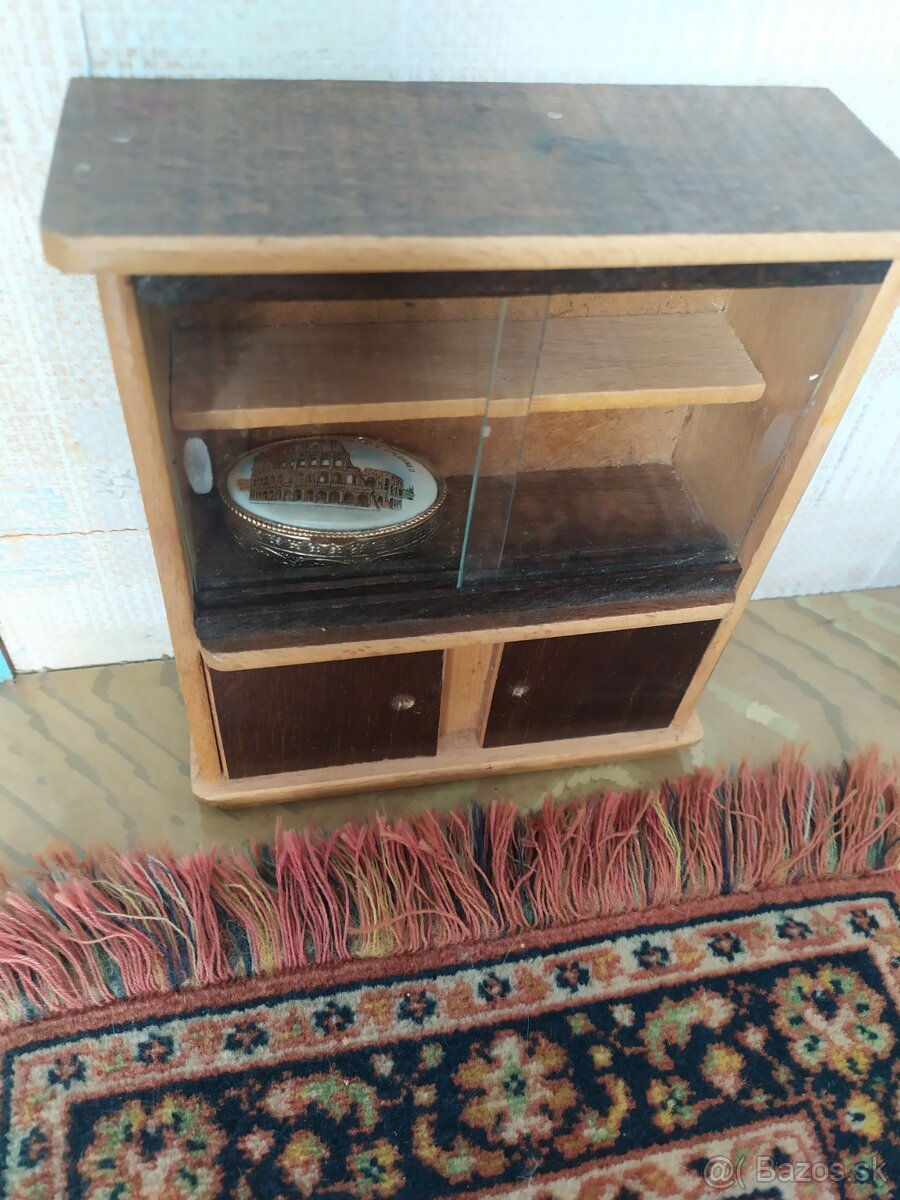 Starý domček pre bábiky - 7