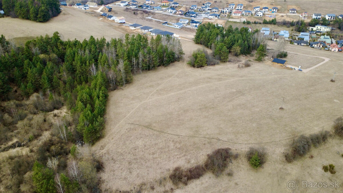 Malé Pole – Stavebné pozemky na predaj – 3x 558 m² - 7