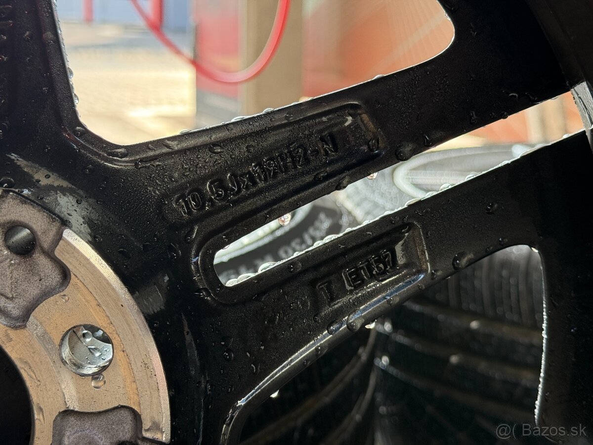 Zimná sada Mercedes-AMG 5 Twin-Spoke R19 Dvojrozmer - 7