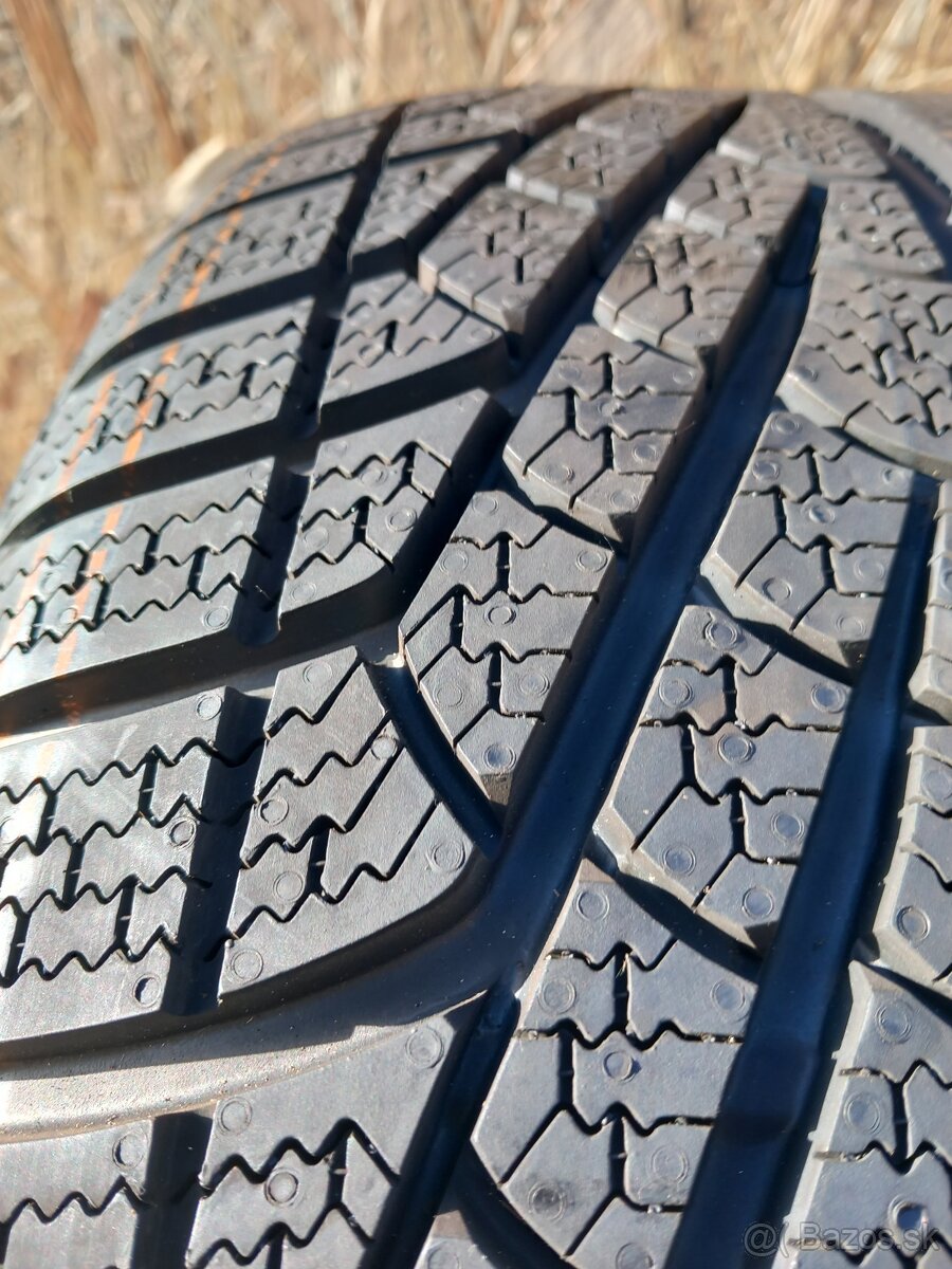245/40 r18 zimne pneumatiky - 7