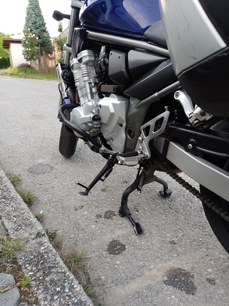 Suzuki bandit 650 - 7