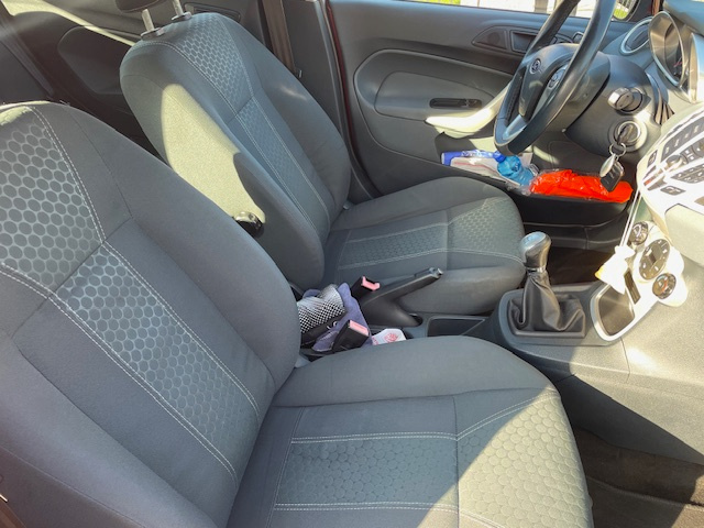 Ford Fiesta 1,4 benzín 71kW, 2009 - 7