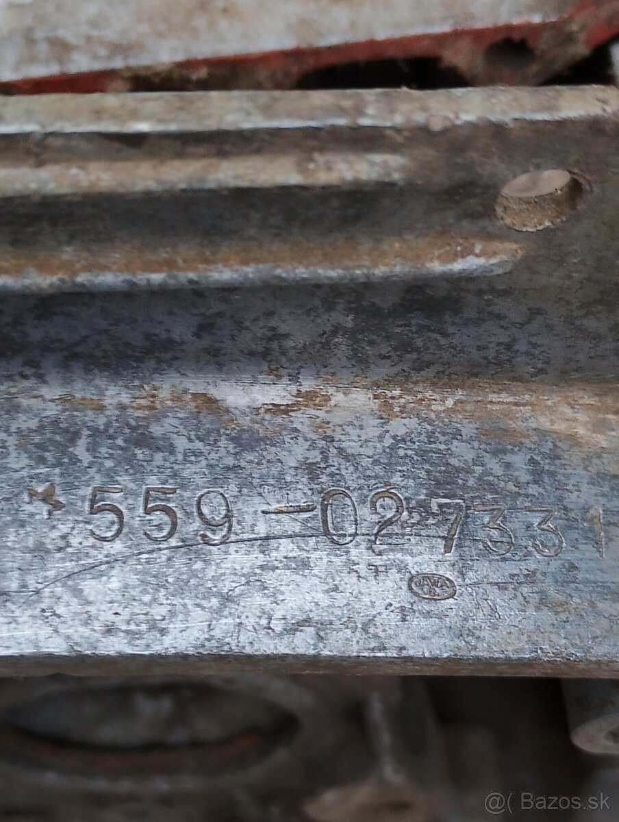 Predam kartre a kryty motorov Jawa - 7