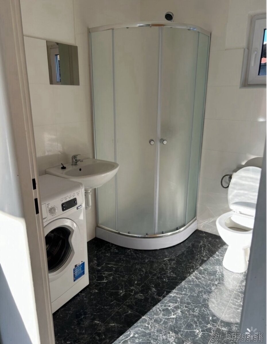 Dom s 5 apartmánmi Nitra časť Lužianky - 7