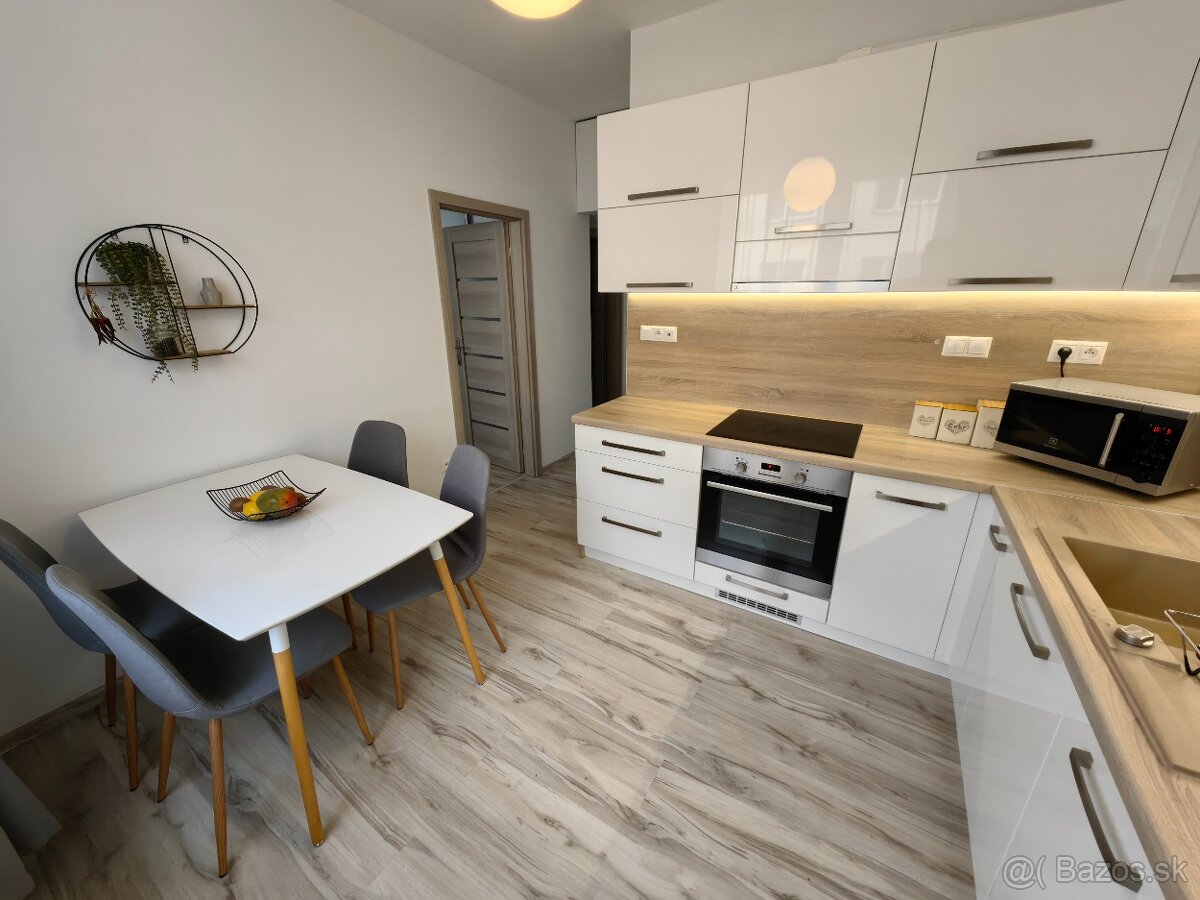 Predám dvojizbový byt - 7