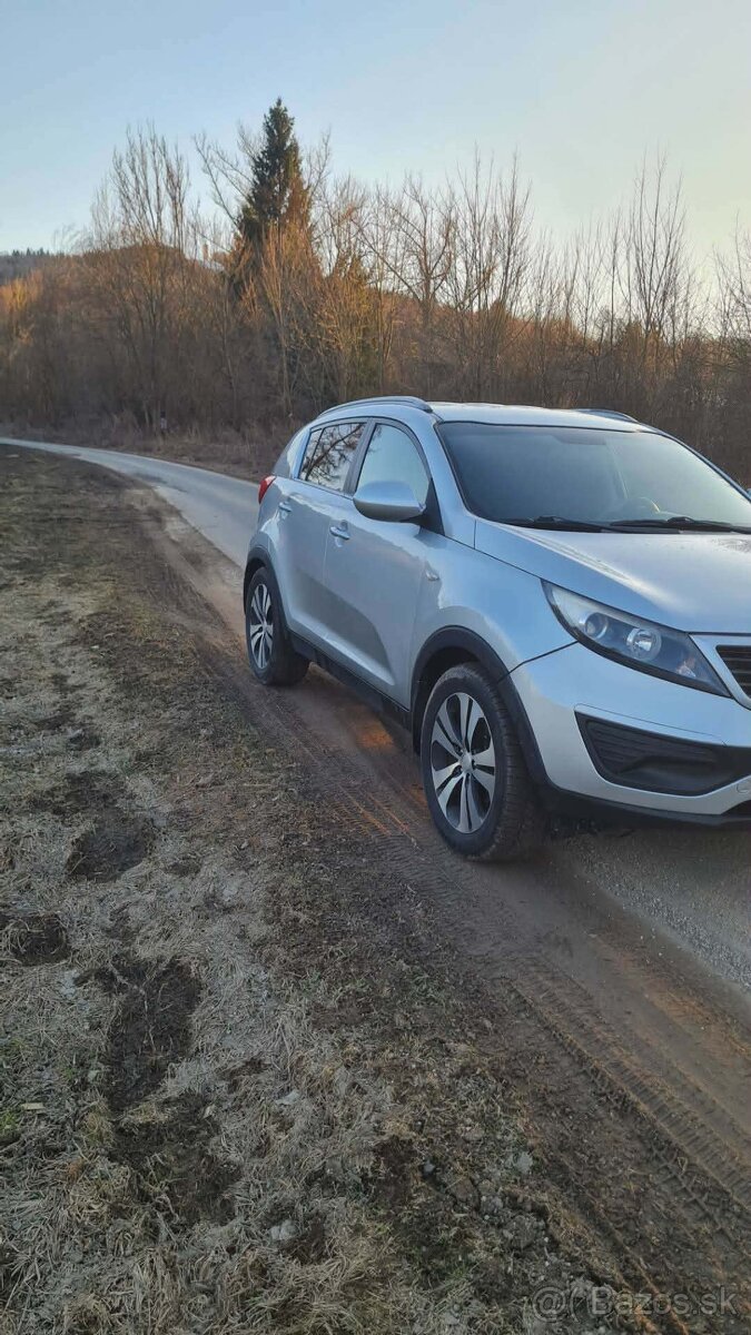 Kia sportage 1.7crdi rv2012 - 7