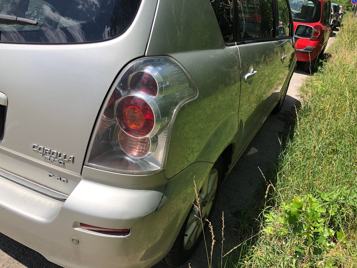 Toyota verso corolla - 7