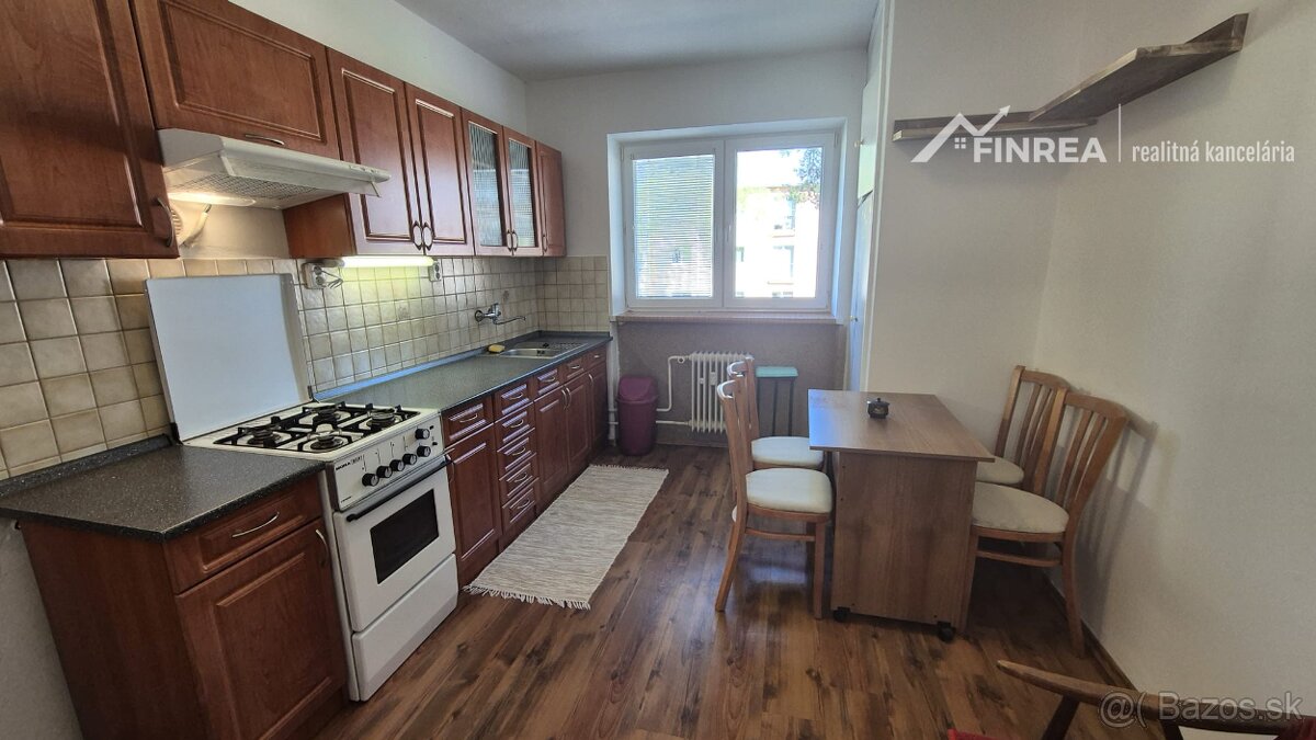 Rent an apartment in Martin - 7