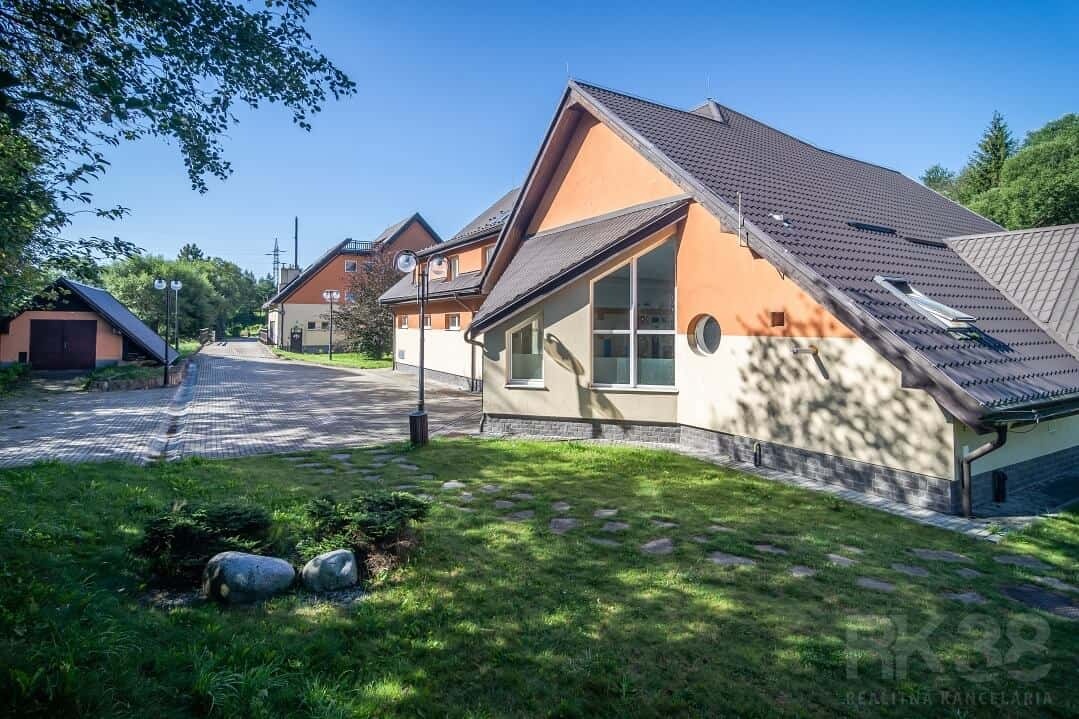 Hotel v nádhernom prostredí pod Tatrami na predaj - 7