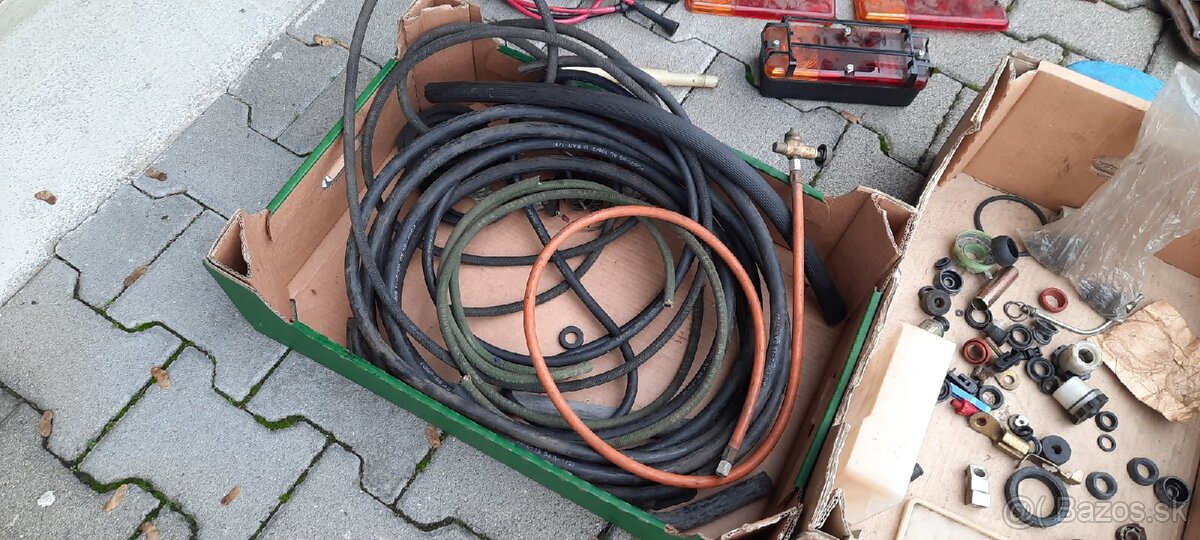 Rôzne diely škoda 105l 120l... ČSSR ZSSR NDR diely - 7