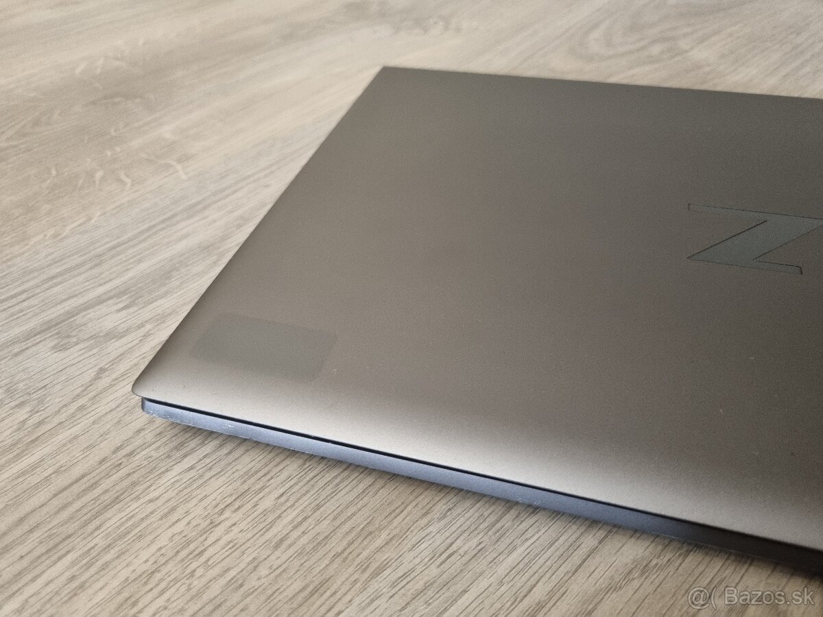 ▼HP ZBook Firefly 14 G7 - 14" / i5-10210U / 8GB / SSD / ZÁR - 7