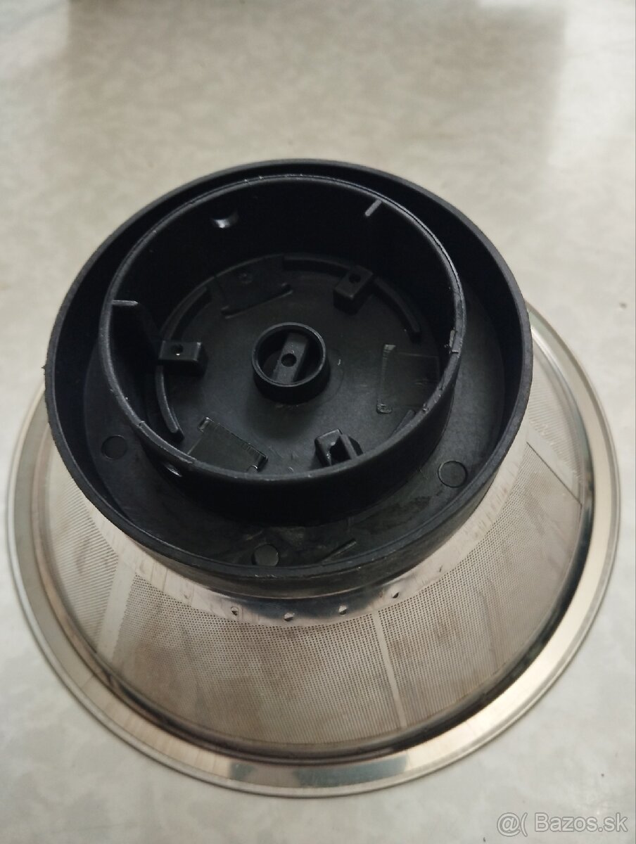 Odšťavovač PROFI v TOP stave - 7