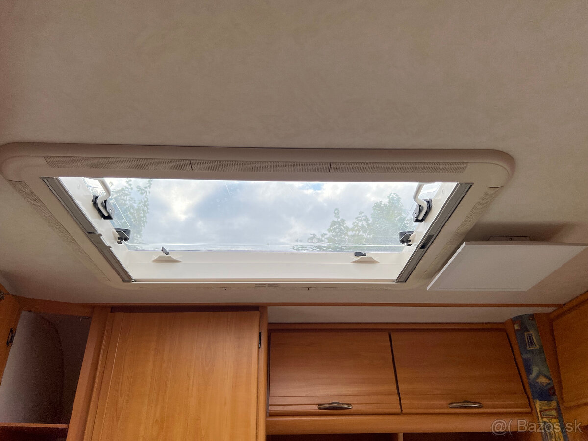 Karavan LMC 490 LUXUS+Předstan - 7