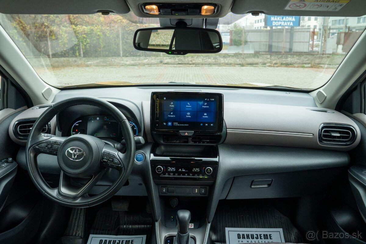 Toyota Yaris Cross Executive Hybrid, odpočet DPH, Záruka - 7
