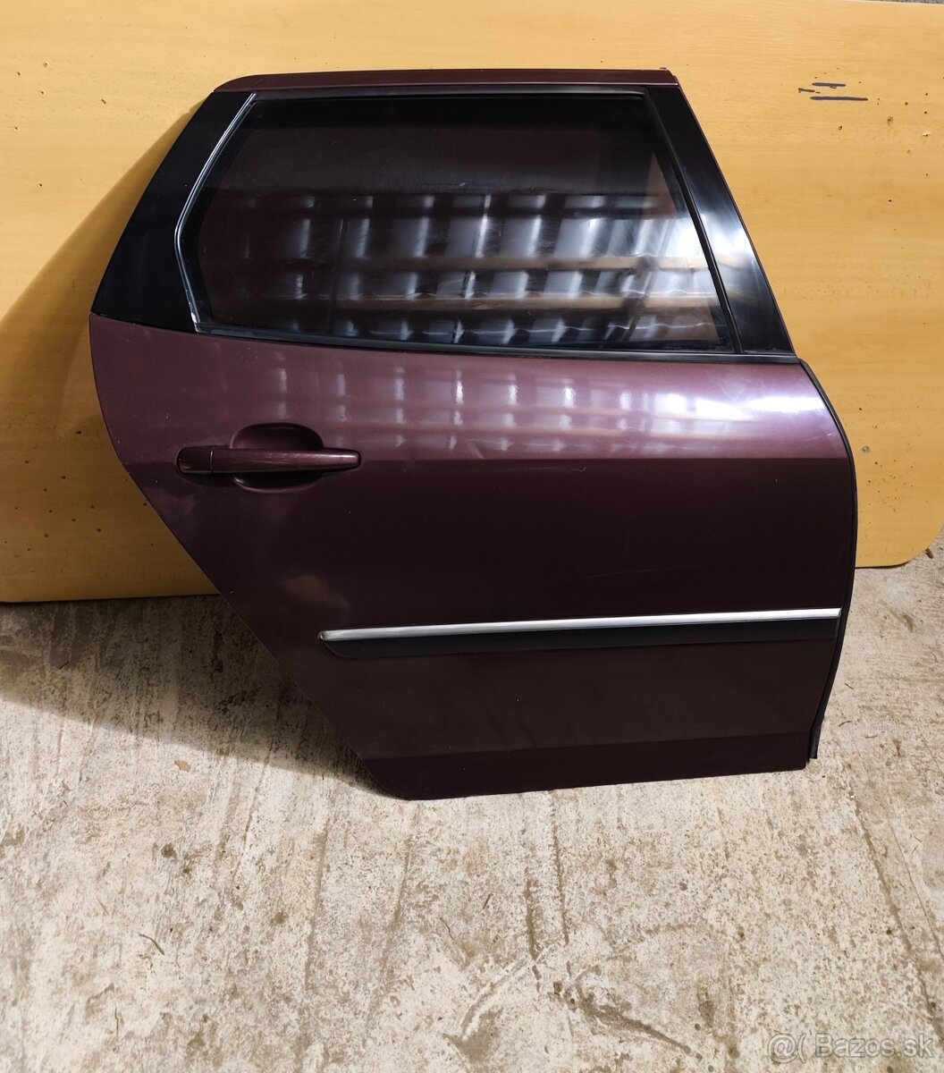 Peugeot 407 SW 4 dvere (fialové) - 7