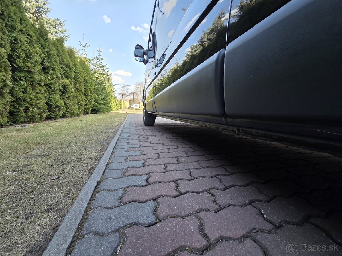 Predám 5 MIESTNU DODÁVKU Renault Trafic LONG - 7