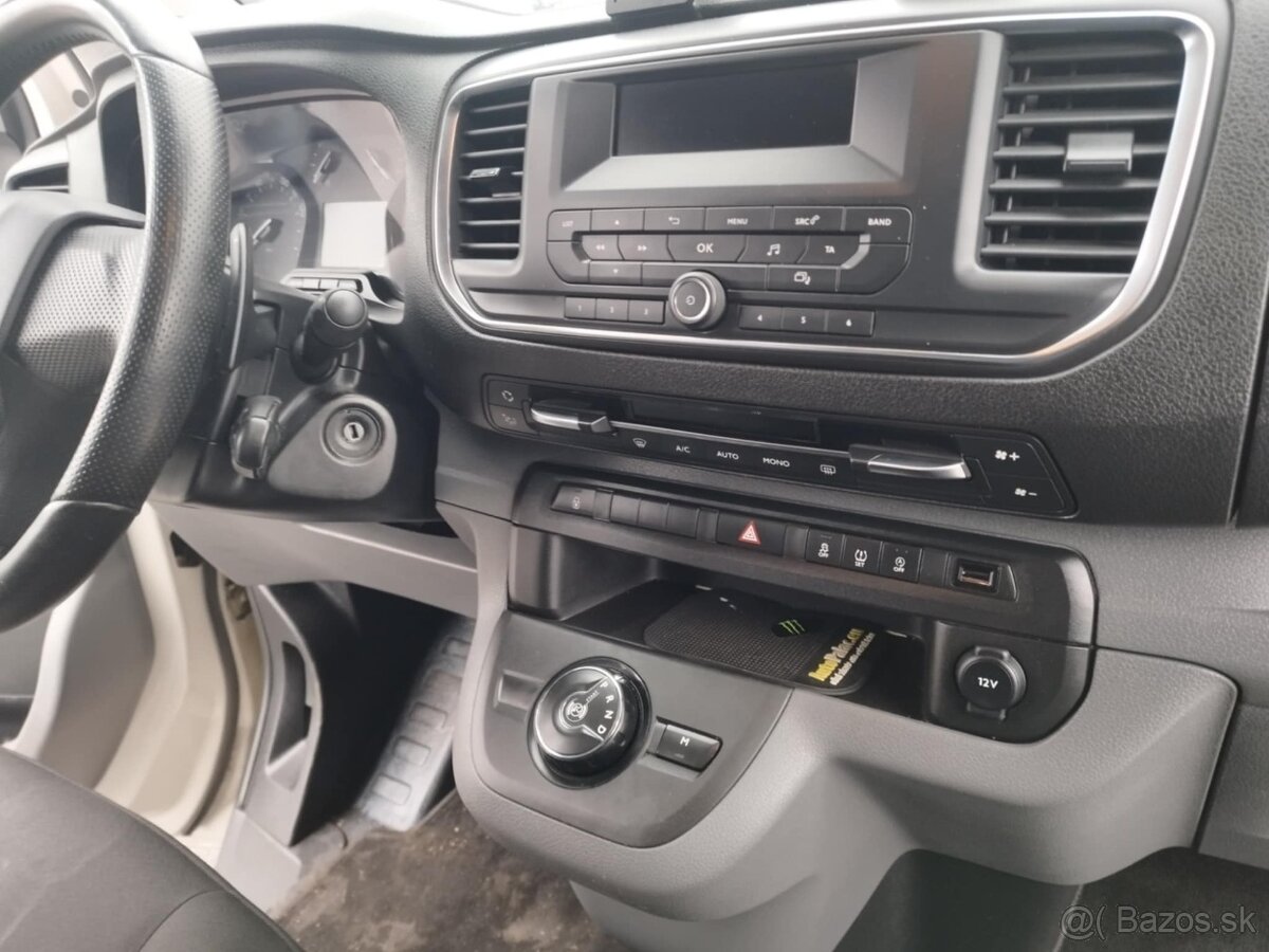 Peugeot Traveller expert - 7