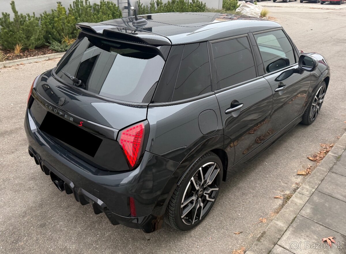 MINI Cooper S John Cooper Works XL 2025 - 7