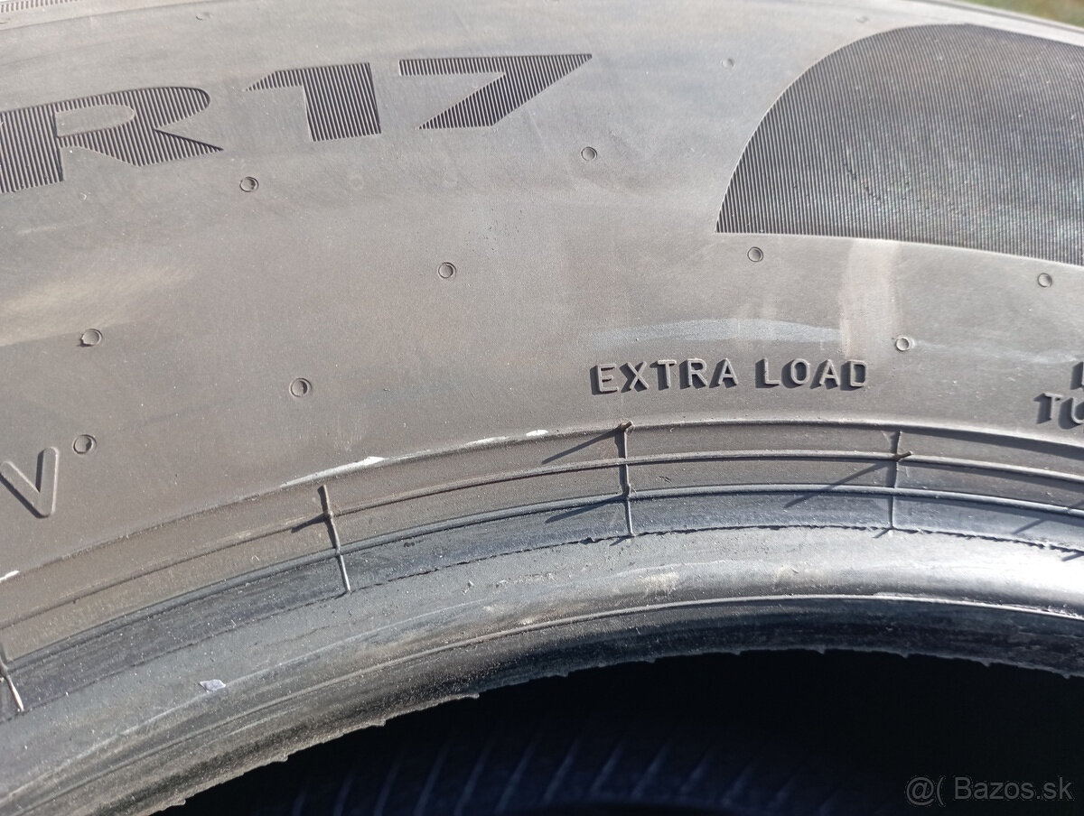 235/65/17 Pirelli letné pneu 4ks - 7