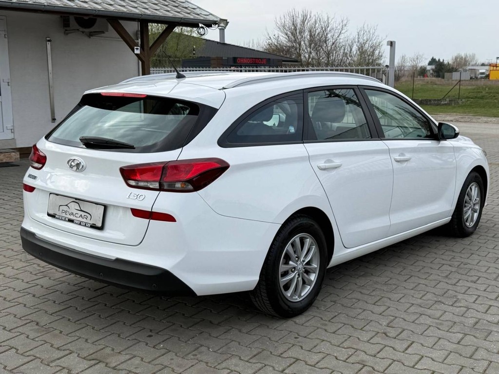 Hyundai i30 CW 1.6 CRDi 110 Comfort - 7
