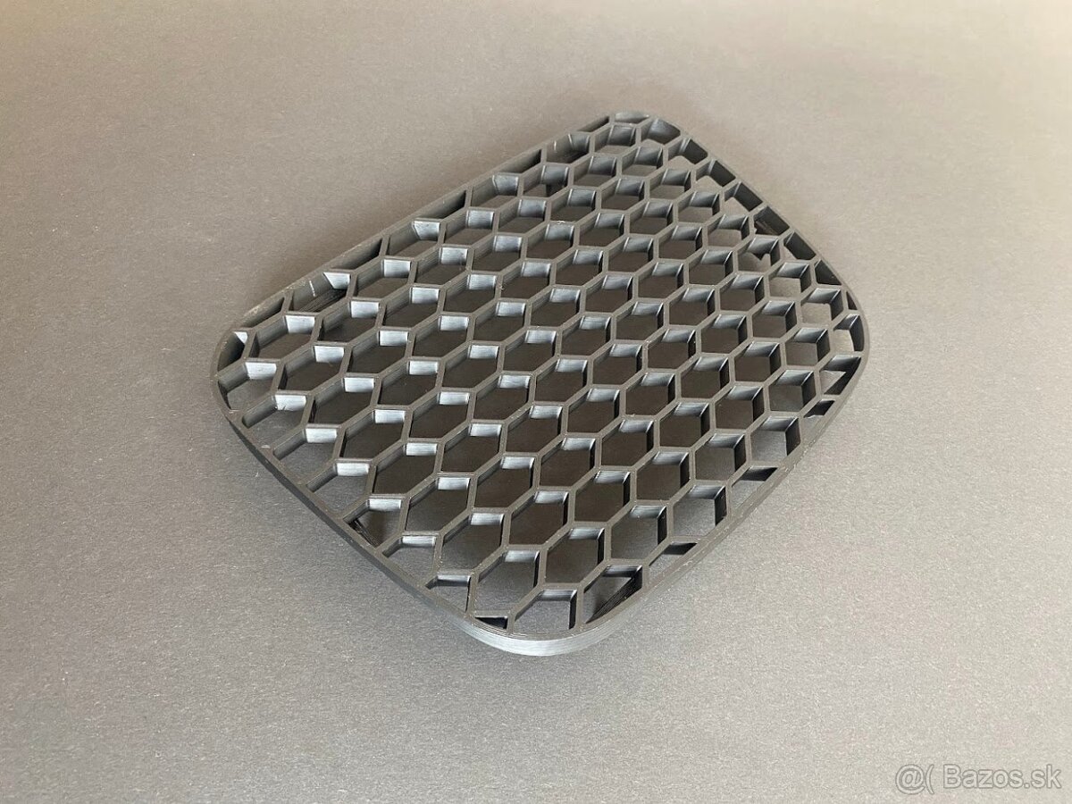 Seat Leon MK1 Topsport stredná dolná mriežka nárazníku - 7