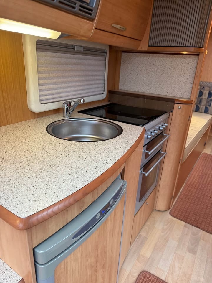 2008 Ace Supreme Superstar KARAVAN - 7