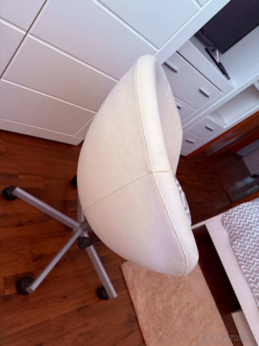 otočné kreslo IKEA - 7