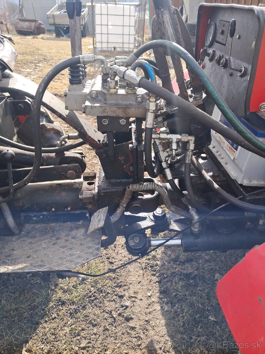 Predám málo traktor - 7