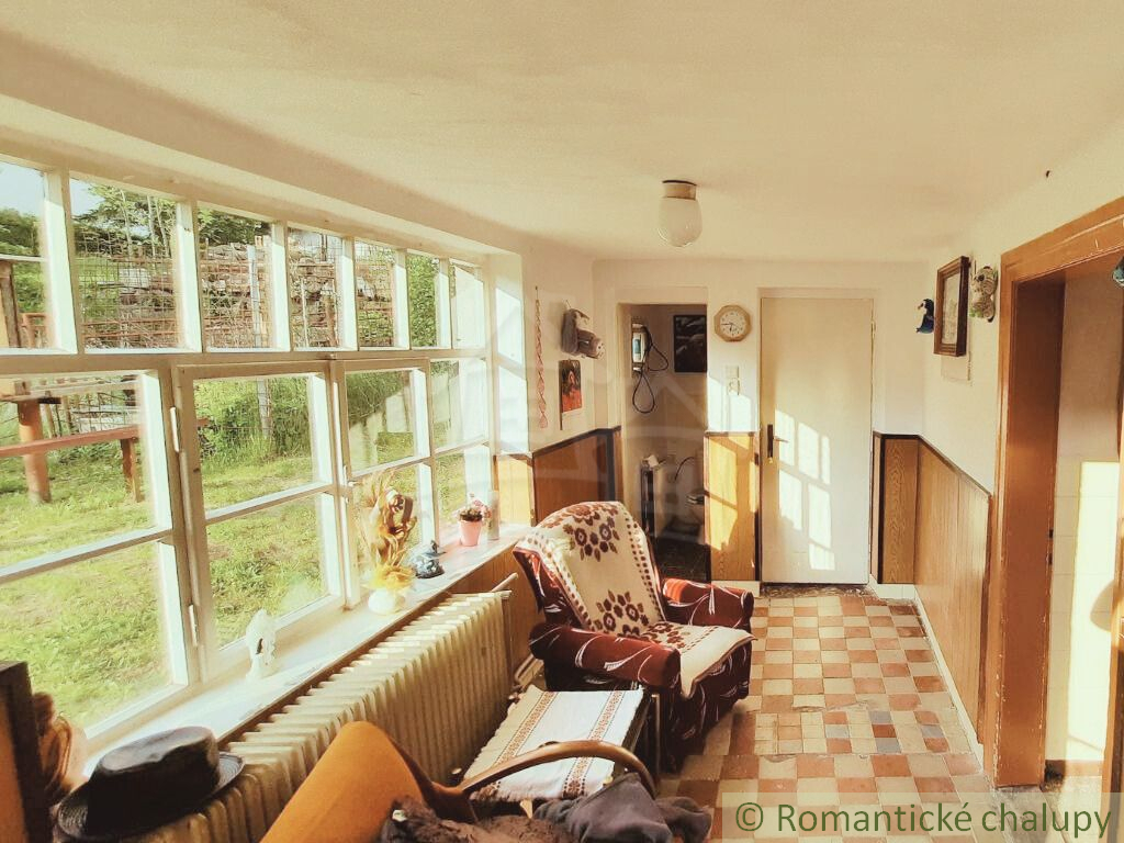 Rodinný dom v obci Kunešov - v tichej lokalite Kremnickýc - 7