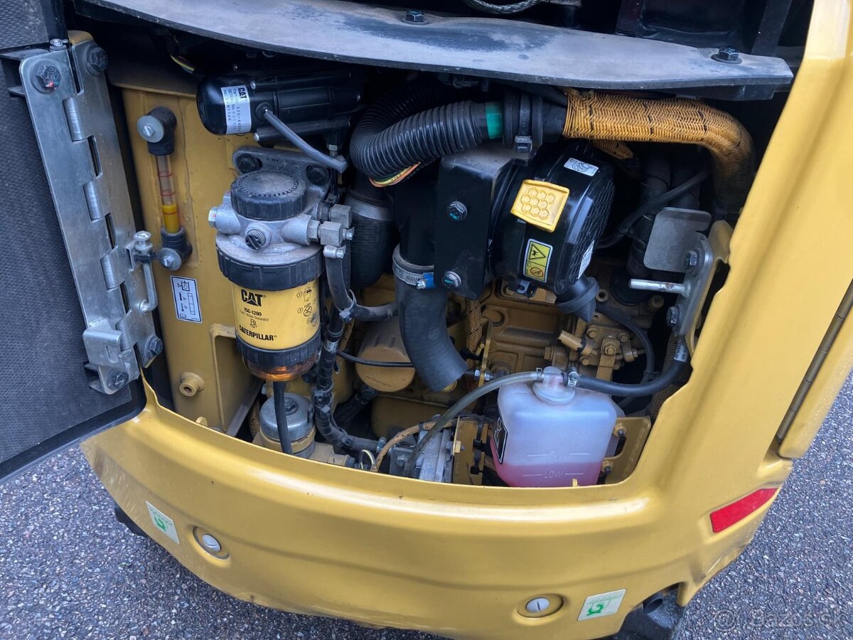 Prodám minibagr CAT 301.6 - 7