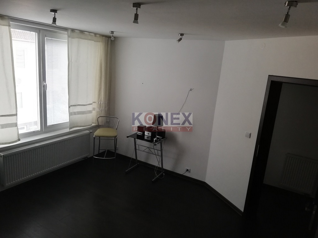 Rodinný dom/Polyfunkčný objekt s možnosťou bývania v centre - 7