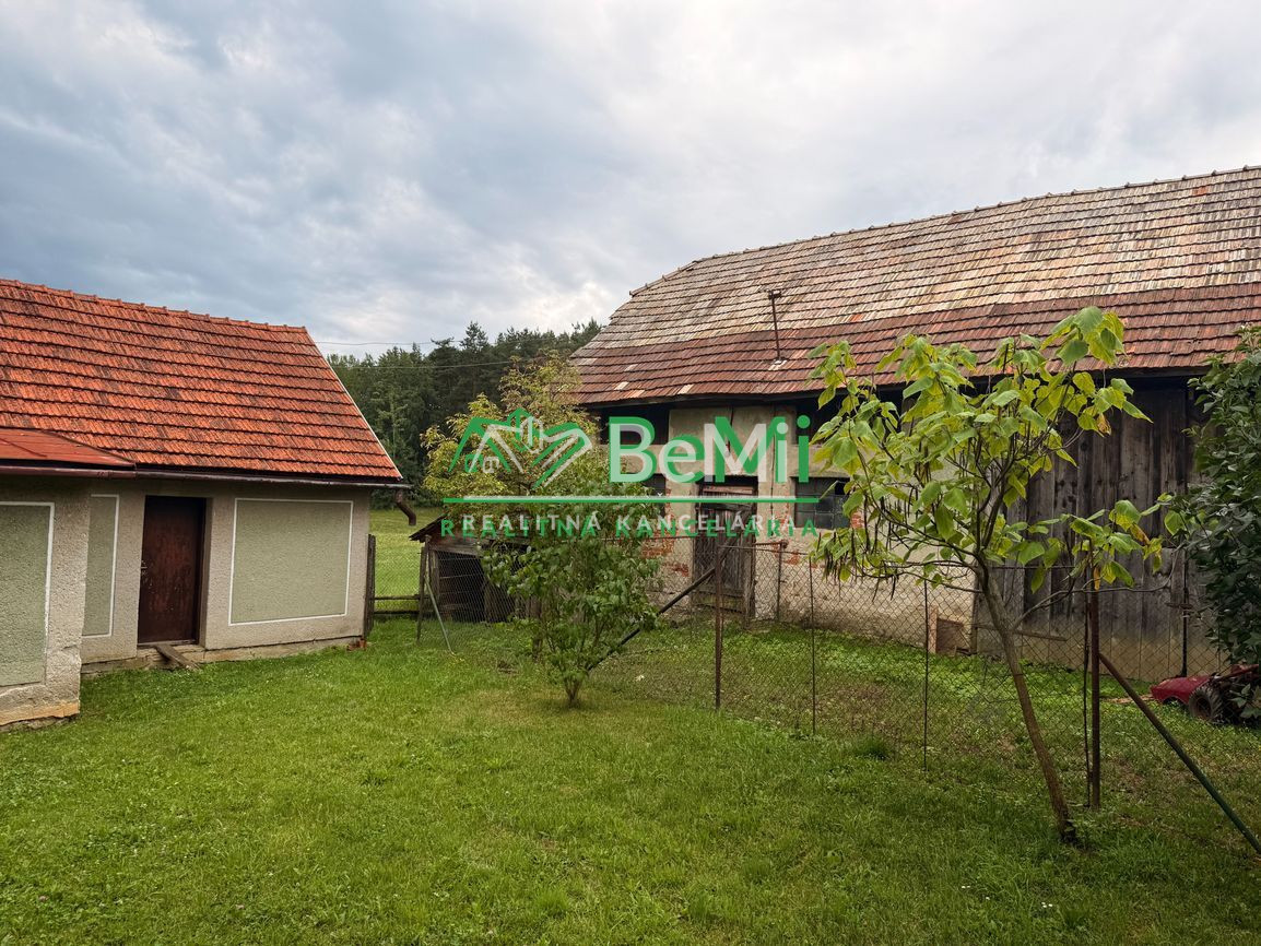 EXKLUZÍVNE– Usadlosť s rekreačným pozemkom 018-014-MIKU - 7