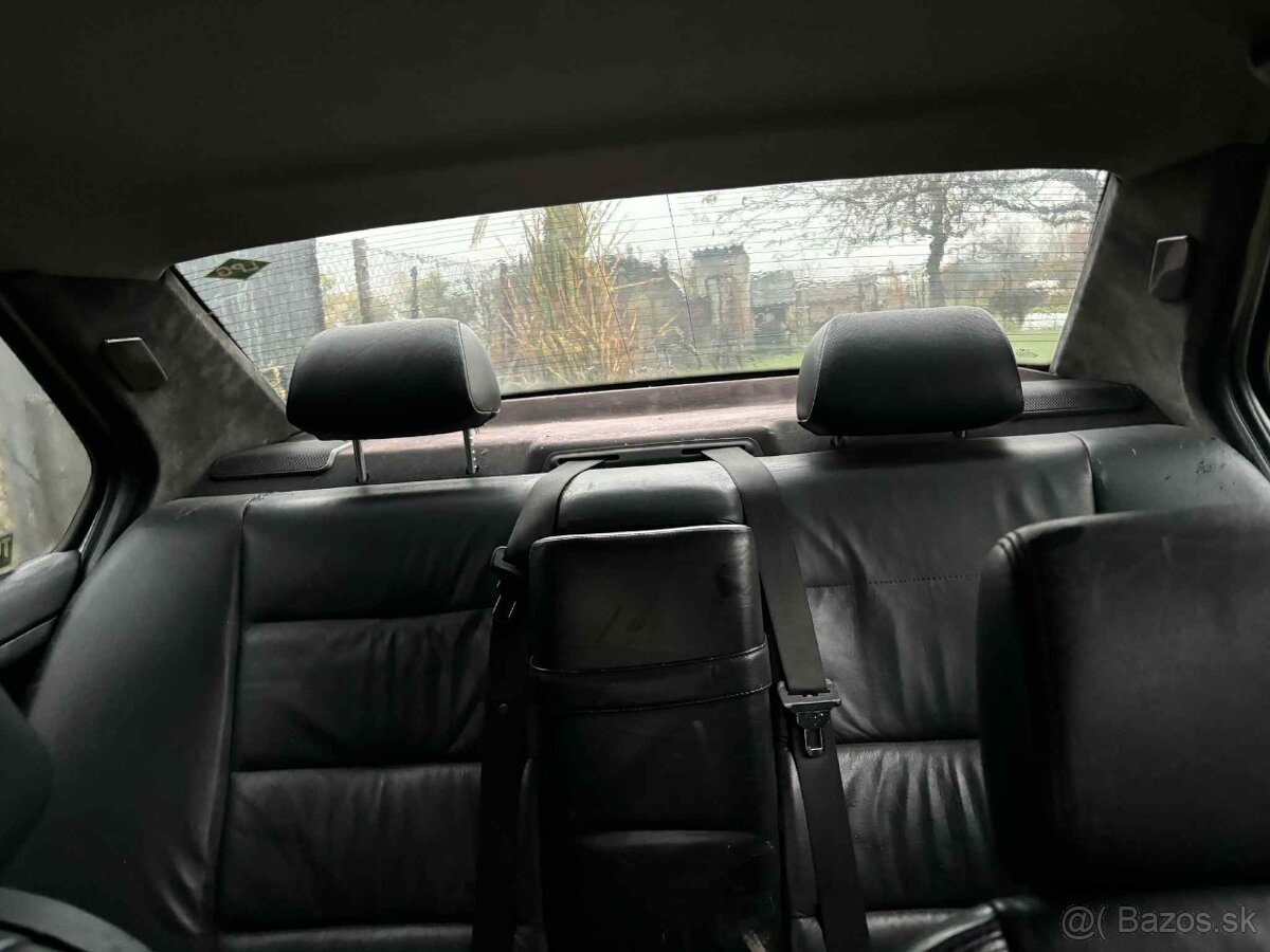 BMW E36 320i sedan – 6-valec, M-packet look - 7