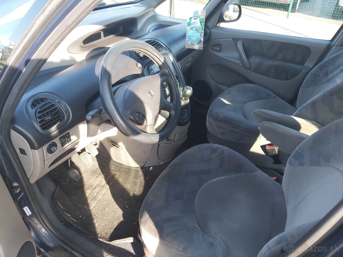 Citroën Xsara Picasso 2.0 HDi SX - 7