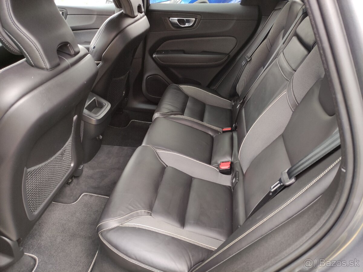 Volvo XC60 D4 R DESIGN FullLED KAMERA PANORAMA - 7
