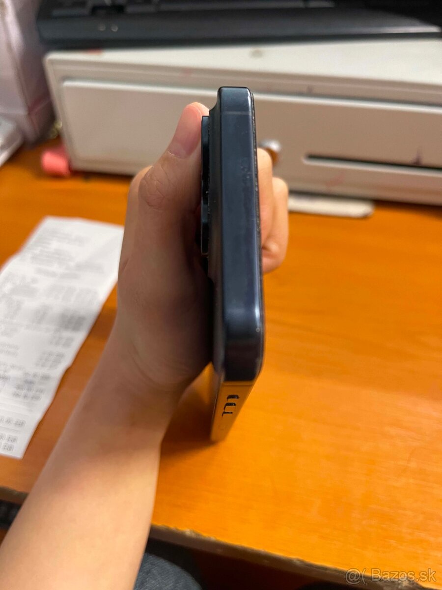 📱 NA PREDAJ IPHONE 15 PRO MAX 256GB - 7