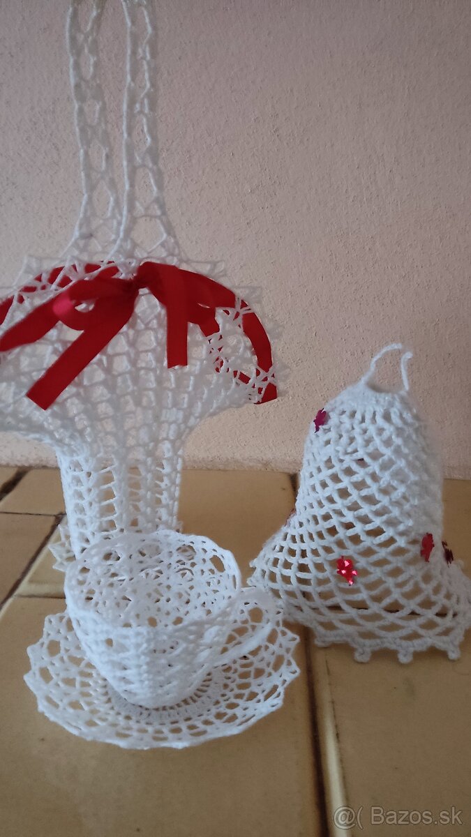 Sošky, vazy ,taniere, popolníky , kávovar, háčkované dekorác - 7