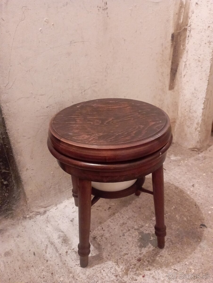 Historická toaleta WC - 7