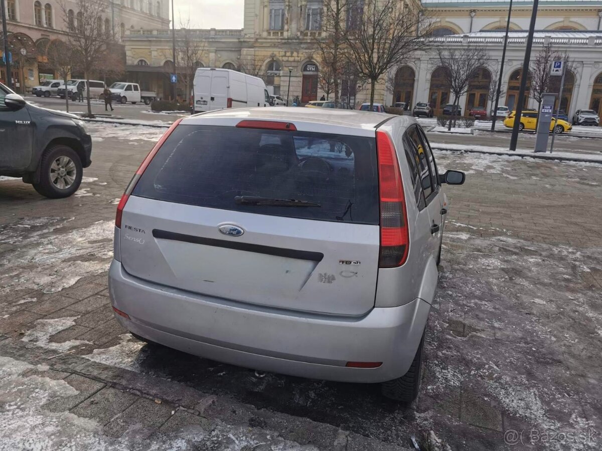 Ford Fiesta 1.4 tdci - 7
