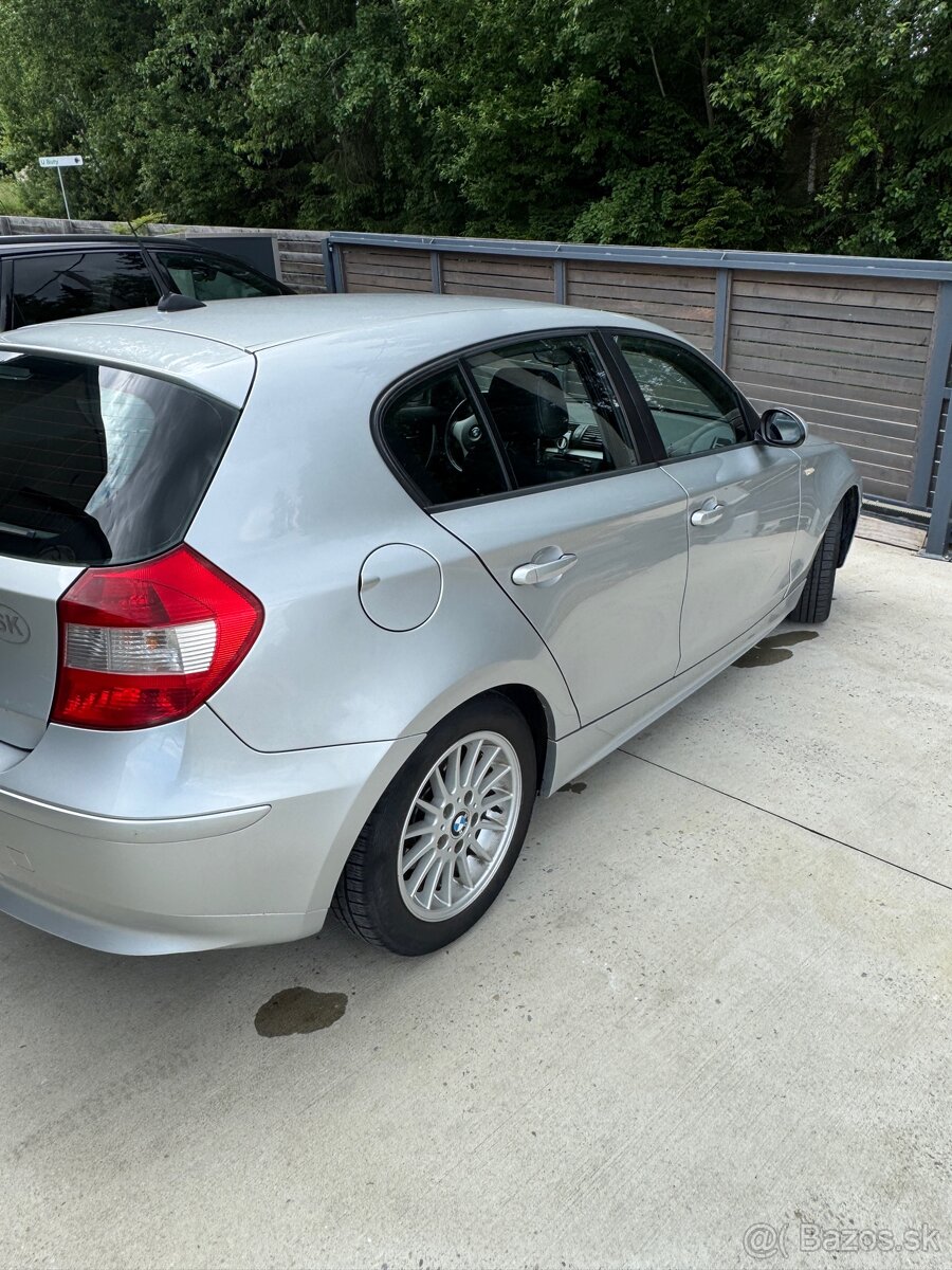 BMW 118D - 7