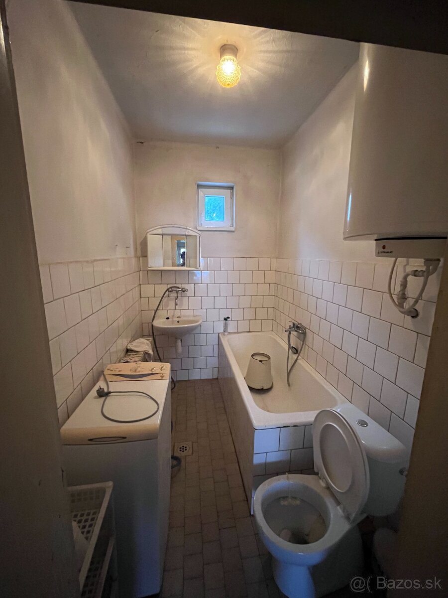 Rodinný dom v Palárikove v pokojnom prostredí (iba hotovosť) - 7