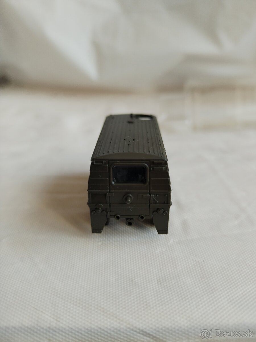 Velitelske auto Pinzgauer 710 K H0 - 7