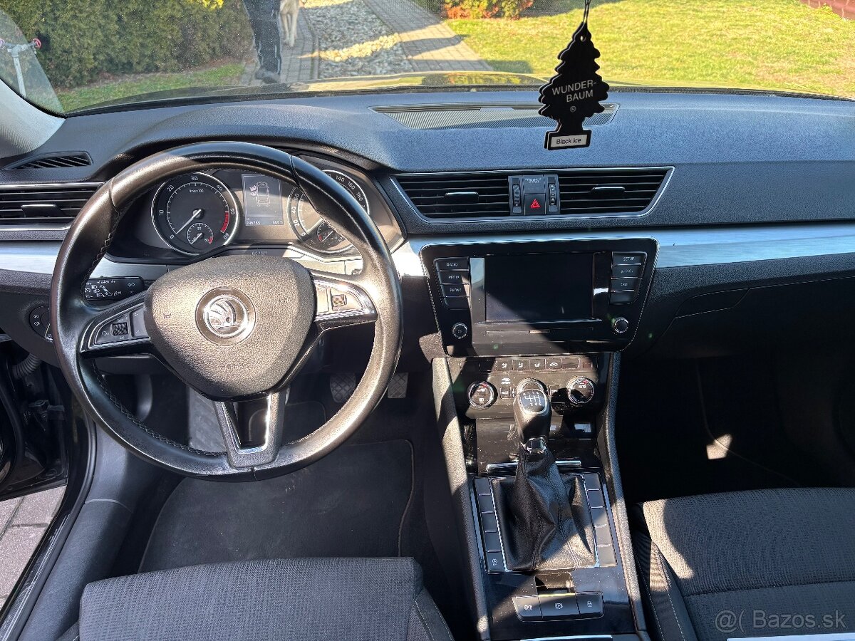 PREDÁM ŠKODA SUPERB 2,0tdi - 7