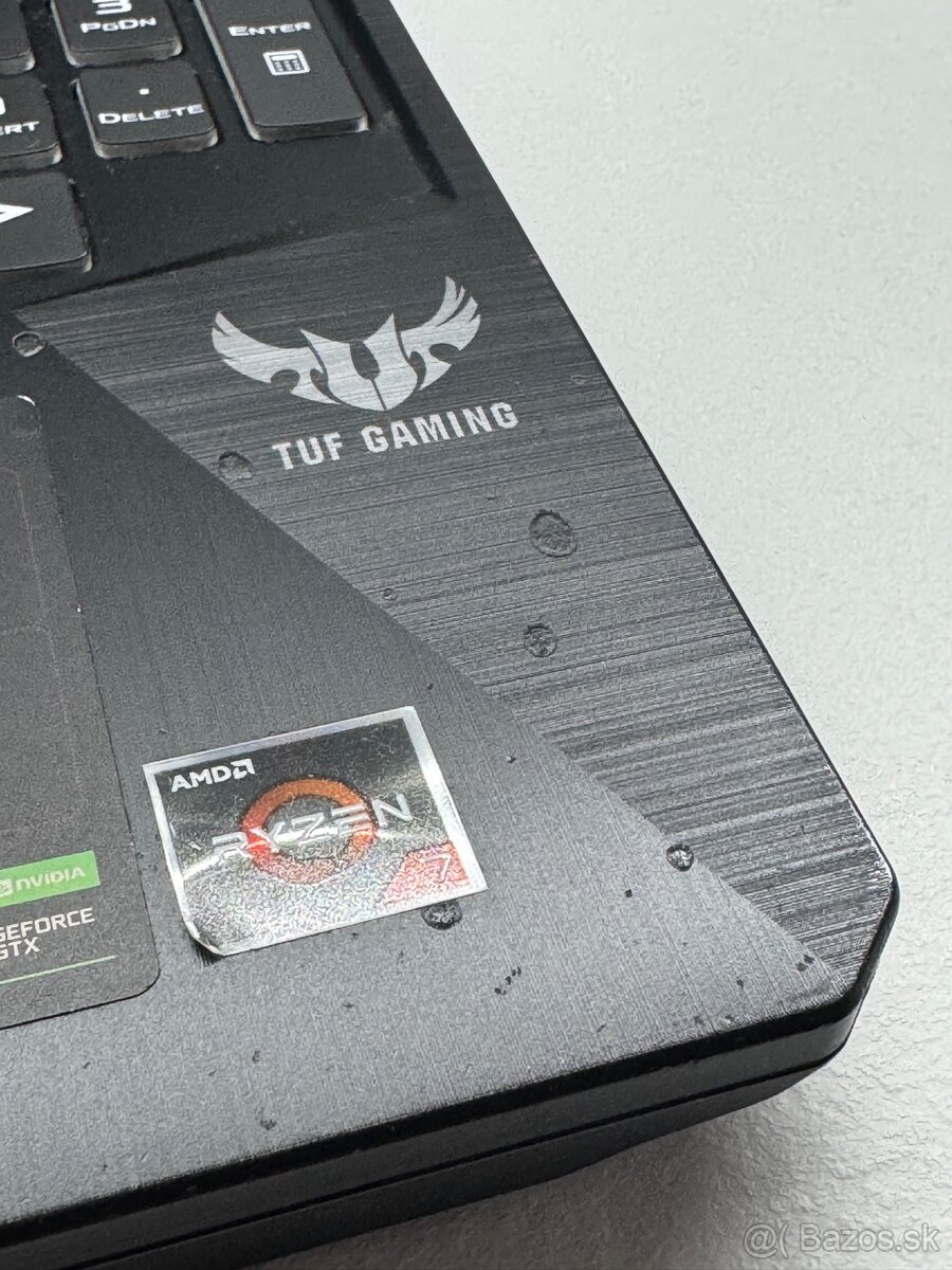 ASUS TUF Gaming FX505DT – Ryzen 7 / GTX 1650 / 8 GB / - 7