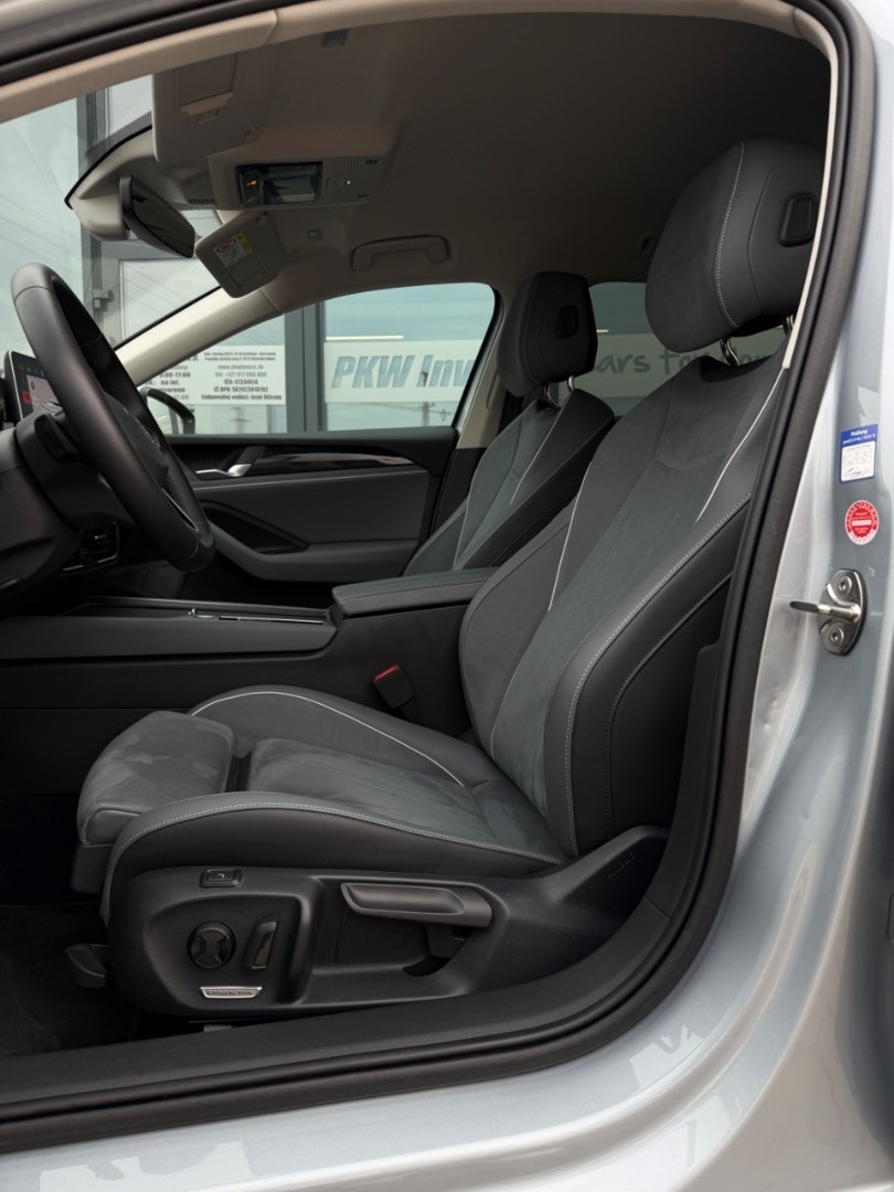 Volkswagen Passat Variant 2.0TDi DSG Elegance SK ŠPZ - 7