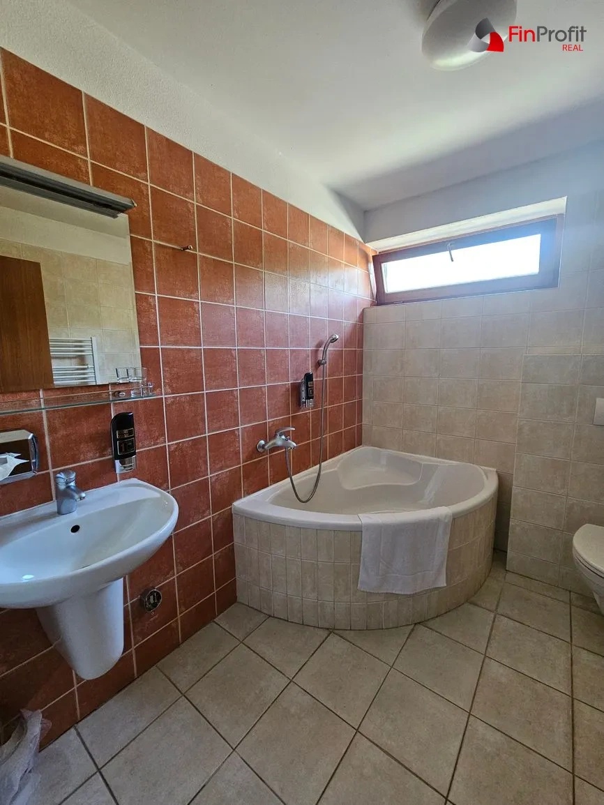 Penzión s výhľadom na Piešťany - 7