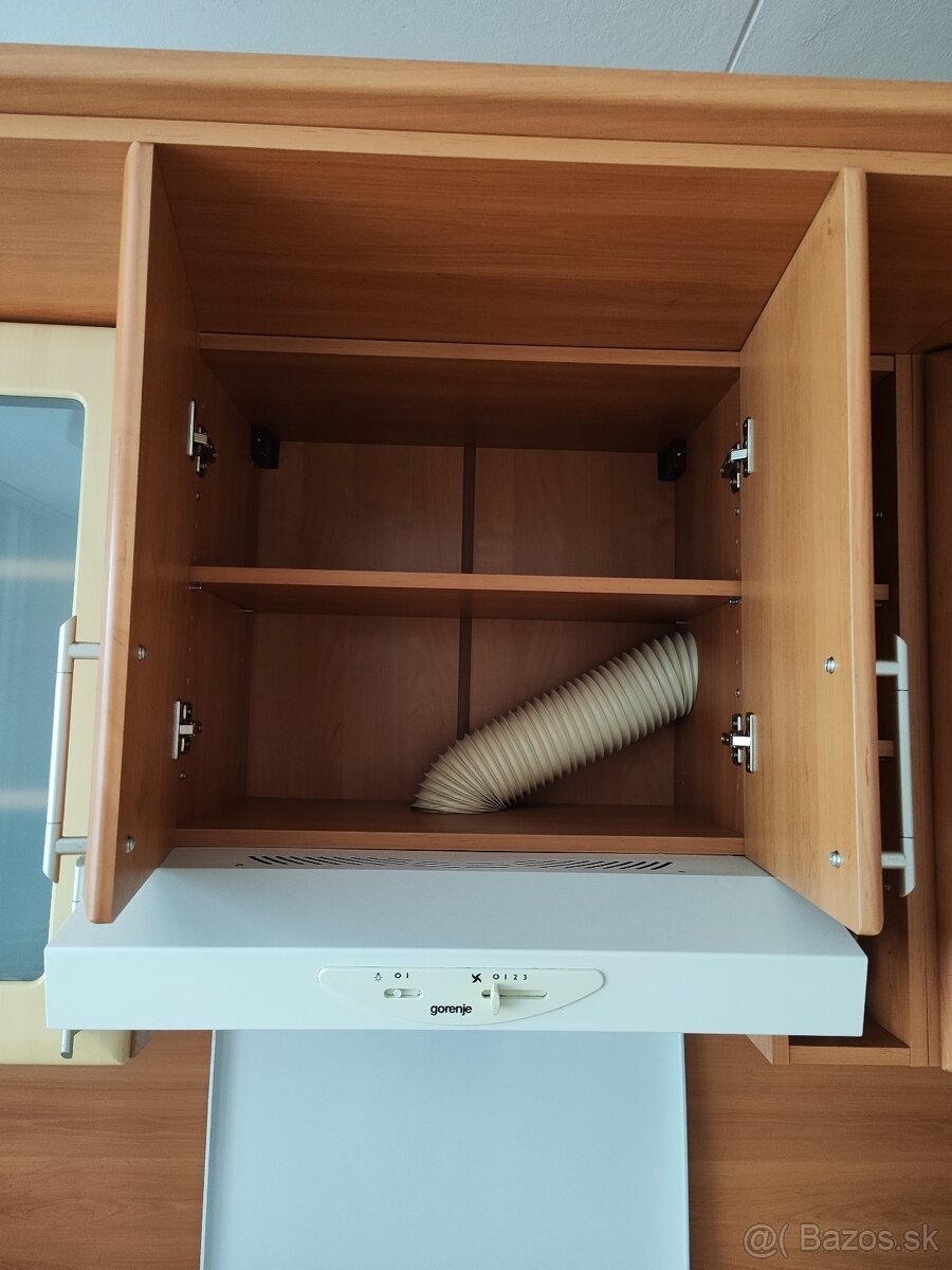 Kuchynská linka - 7