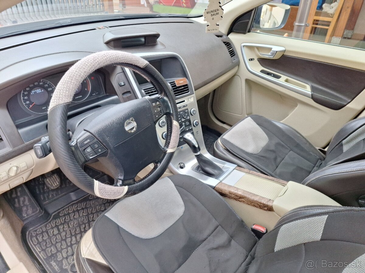 Volvo XC60 2.4 D5 136kw MANUÁL - 7